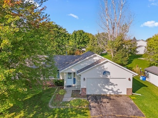 419 Bentwood Dr, Marshall, WI 53559