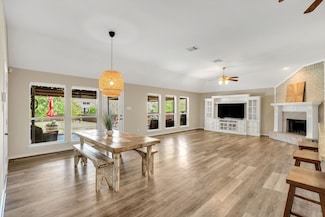 8405 Evening Star Dr, Rowlett, TX 75089
