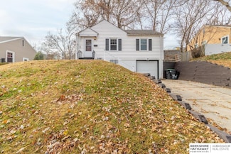 1340 S 51st Ave, Omaha, NE 68106