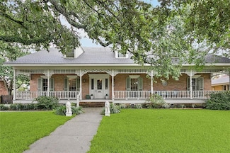 1718 Leon C Simon Dr, New Orleans, LA 70122