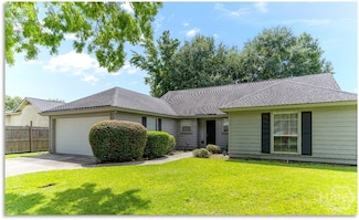3 Tally Ho Ct, Savannah, GA 31406