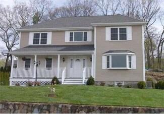 51 Matthew Ln, Waltham, MA 02452