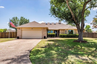 500 Buttercup Cir, Kyle, TX 78640