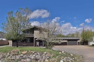1805 Gulch St, Cody, WY 82414