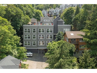 1910 SW 18th Ave Unit 34, Portland, OR 97201