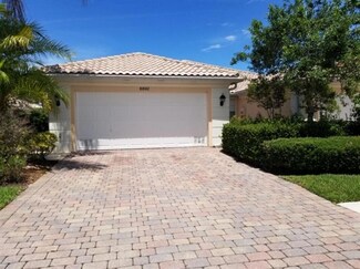 8892 SE Retreat Dr, Hobe Sound, FL 33455