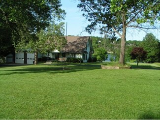 23582 Emerald Dr, Golden, MO 65658