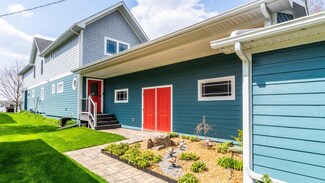 225 Glazier Rd, Chelsea, MI 48118