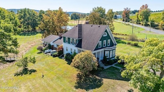 377 Wapwallopen Rd, Nescopeck, PA 18635