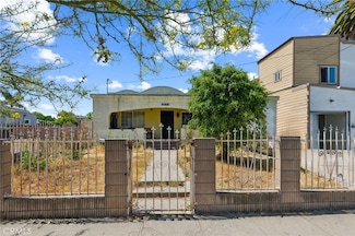 154 W 104th St, Los Angeles, CA 90003