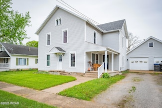 9 W 1st St, Christiansburg, OH 45389