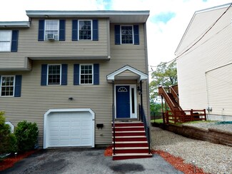 44 Heath St, Worcester, MA 01610