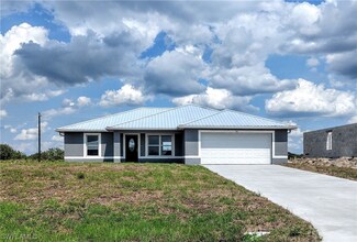 146 Plantation Dr, Labelle, FL 33935