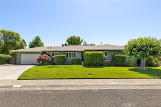 7 Pinecrest Cir, Chico, CA 95926