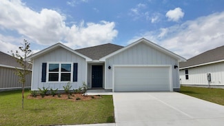 224 Laurel Hill St, Crestview, FL 32539