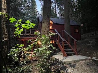 23949 Park Ln, Crestline, CA 92325