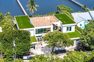 1422 SE Atlantic Dr, Lantana, FL 33462