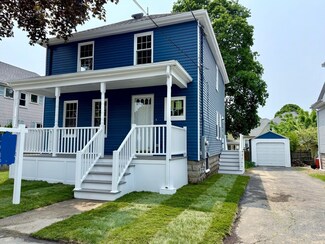 61 Poplar St, Danvers, MA 01923
