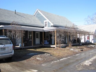 103 S Main St, Newport, NH 03773