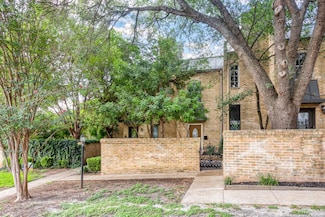 205 Chichester Place Unit 16, San Antonio, TX 78209