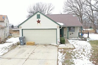 1810 Keystone Lakes Dr, Indianapolis, IN 46237