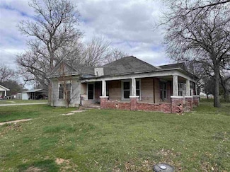 117 N 2nd St, Terral, TX 73569