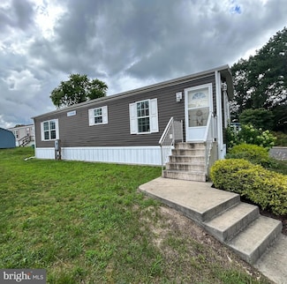 701 7th St, Jackson Township, NJ 08527
