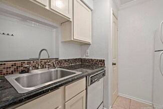 13018 Heimer Rd Unit 417, San Antonio, TX 78216