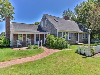 70 Meadow View Rd S, Chatham, MA 02633