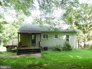 11050 Stuart Mill Rd, Oakton, VA 22124