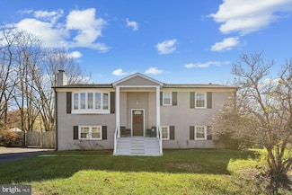 3015 Walnut Ln, Waldorf, MD 20601