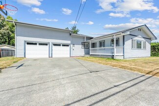 470 Vipond Dr, Crescent City, CA 95531