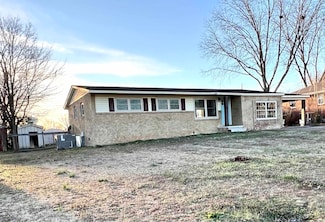 402 Ford St, Muscle Shoals, AL 35661