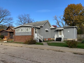 720 E Livingston St, Streator, IL 61364