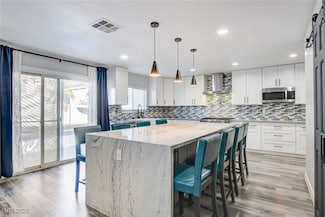 562 Pale Pueblo Ct, Las Vegas, NV 89183