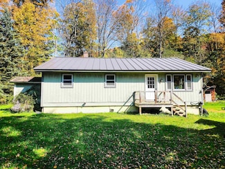 2176 Bridgewater Center Rd, Bridgewater Corners, VT 05035