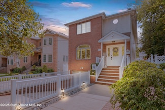 384 Yetman Ave, Staten Island, NY 10307