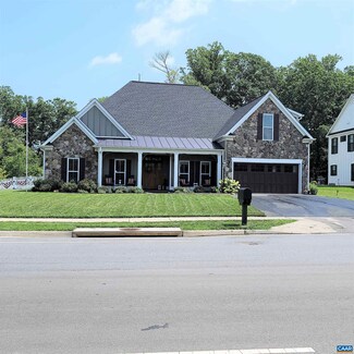902 Park Ridge Dr, Crozet, VA 22932