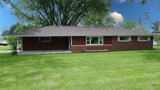 1978 Fleming St, Watseka, IL 60970