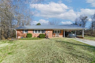 6158 Hazelwood Ln, High Point, NC 27263