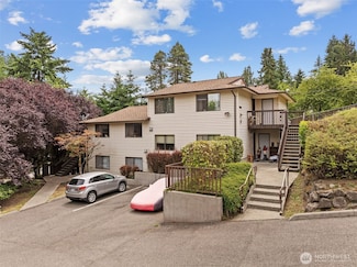 13004 33rd Ave S, Tukwila, WA 98168