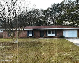 1605 Clinton St, Barnwell, SC 29812