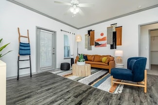 9914 W Military Dr W Unit 304, San Antonio, TX 78251