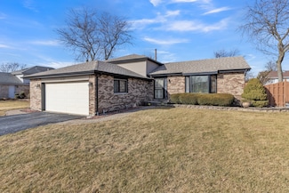 6158 White Birch Ln, Matteson, IL 60443