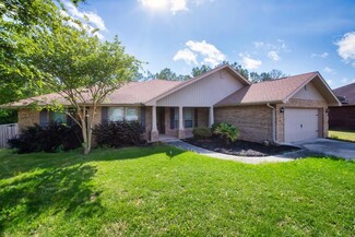 146 Strike Eagle Dr, Crestview, FL 32536