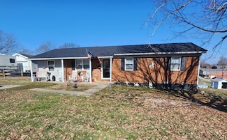 90 Lou Dr, Stanford, KY 40484