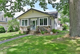 891 Park Ave, Amherst, OH 44001