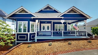 125 Oakbrook Ln, Cloverdale, CA 95425