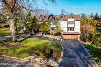60 Glenwood Rd, Colts Neck, NJ 07722