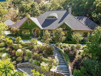 1268 Redwood Ln, Lafayette, CA 94549